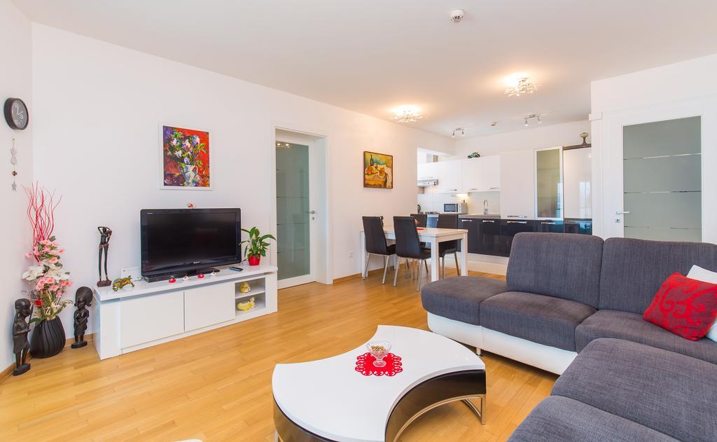 Bay View Apartment Fantastik Dubrovnik Bagian luar foto