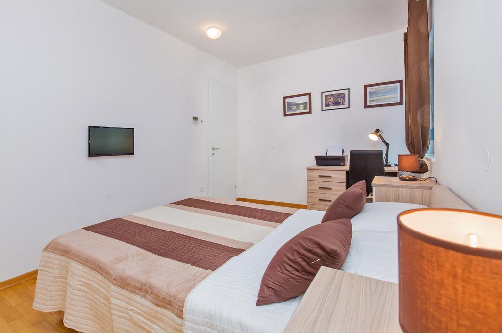 Bay View Apartment Fantastik Dubrovnik Bagian luar foto